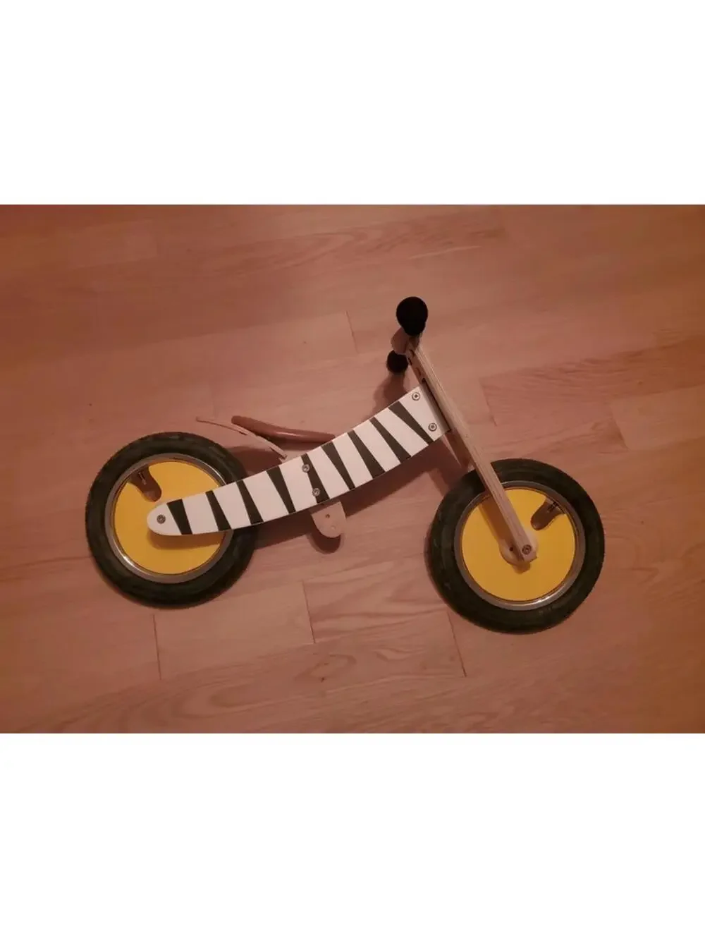 Scratch Europe Zebra Balance Bike